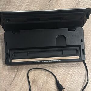 Lemax Black Vacuum Sealer